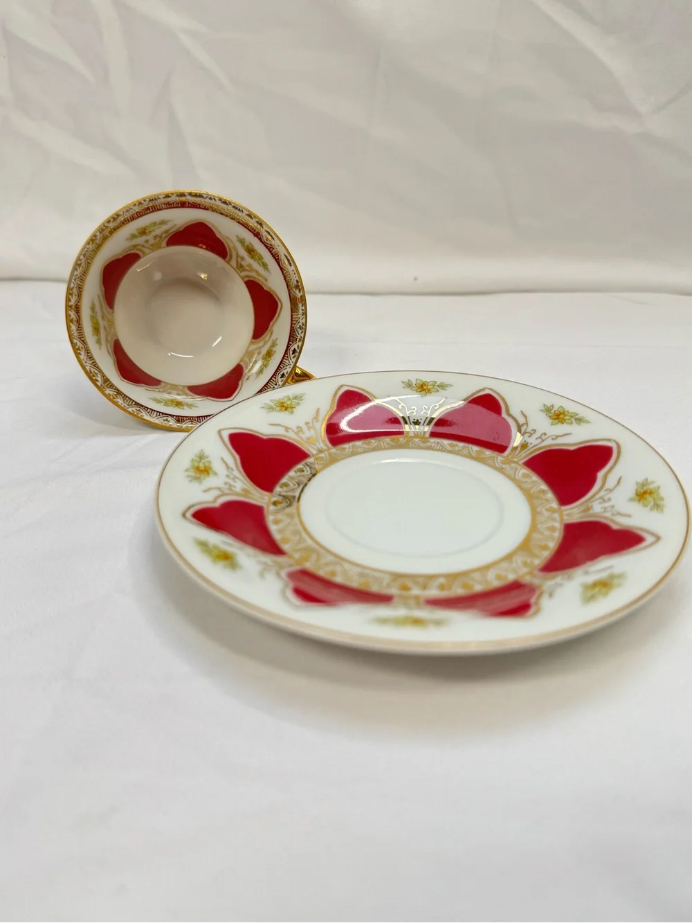Vintage Red Gold Tea Cup and Saucer Geometric Floral, Ucagco Japan, Excellent